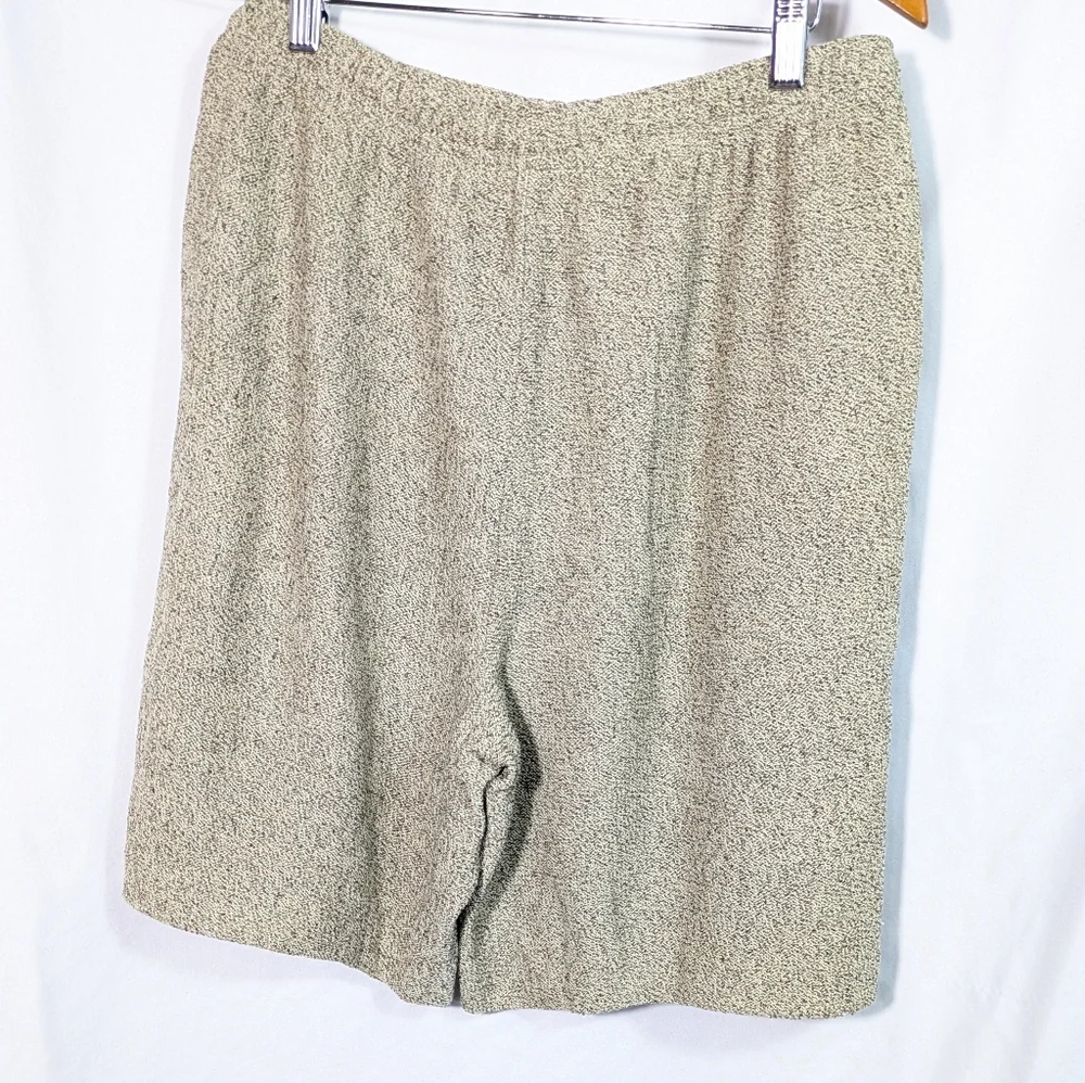St. John Sport - Marie Gray Bermuda Knit Shorts Beige Tie Waist Pockets Luxury S